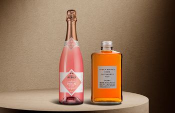 Выбор недели: безалкогольное игристое розе Vina Albali и японский виски Nikka From the Barrel