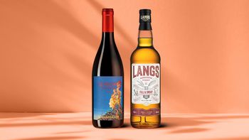 Выбор недели: вино Sul Vulcano Etna Rosso Donnafugata и виски Langs Full & Smoky