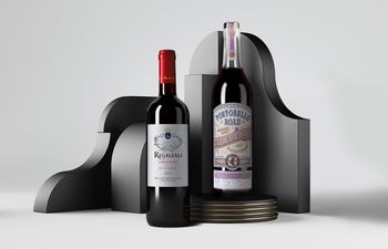 Выбор недели: вино Tenuta Regaleali Nero d'Avola и ликер Portobello Road Sloeberry and Blackcurrant