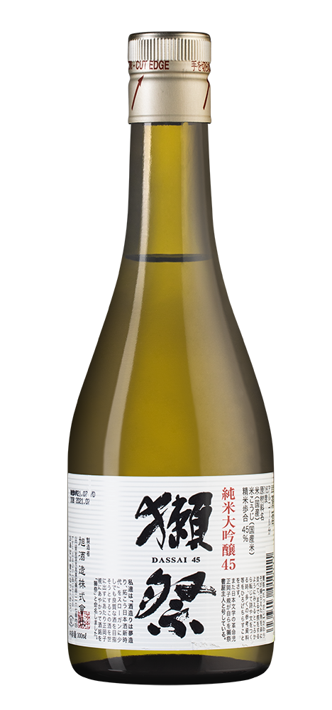 Саке Дассай. Dassai (Asahi Shuzo). Хакусика Дзюнмай Дайгиндзё. Японское саке с золотом.
