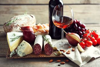 Вино и еда: основные правила сочетания