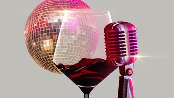 Караоке с вином: что пить под популярные песни