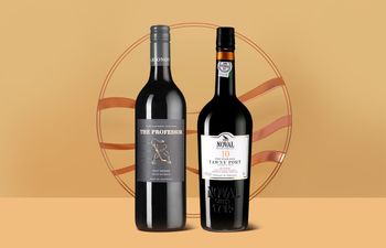 Выбор недели: вино The Professor Shiraz от Igor Larionov и портвейн Noval Fine Ruby