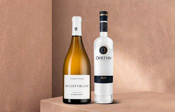 Выбор недели: вино Ballet Blanc Красная Горка от Галицкий и Галицкий и водка Онегин