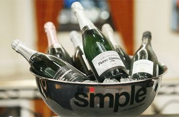 10 вин, которые обязательно нужно попробовать на Simple Expo