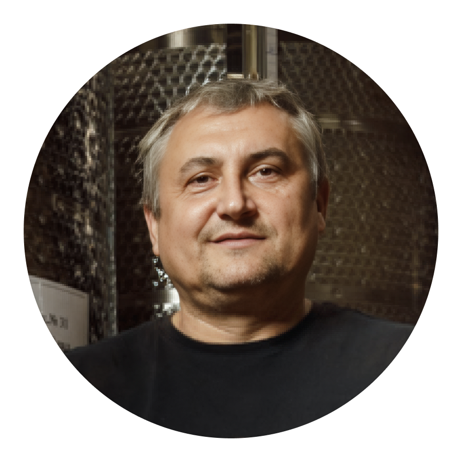 Роман Логунов